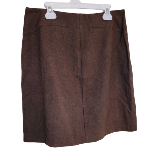 New York and Company City Stretch 100% Polyester Brown Mini Skirt Size 6 - Picture 2 of 5